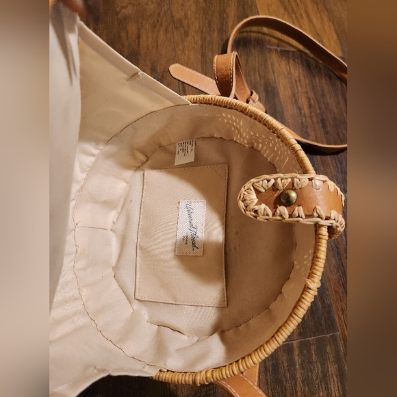 Universal Thread Rattan Cross Body Bag - Picture 4 of 7